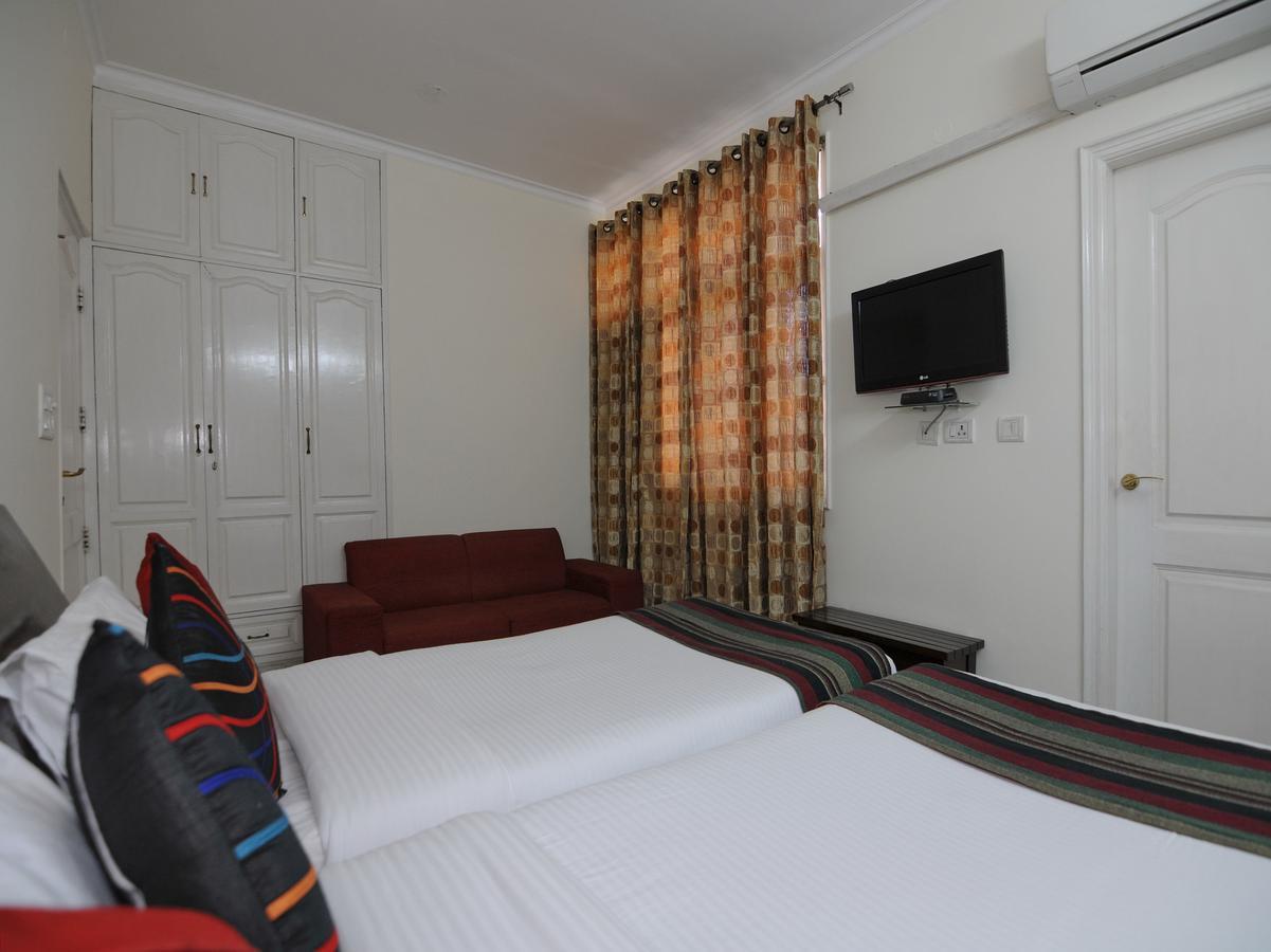 Mehra Residency At The Airport Otel Yeni Delhi Dış mekan fotoğraf