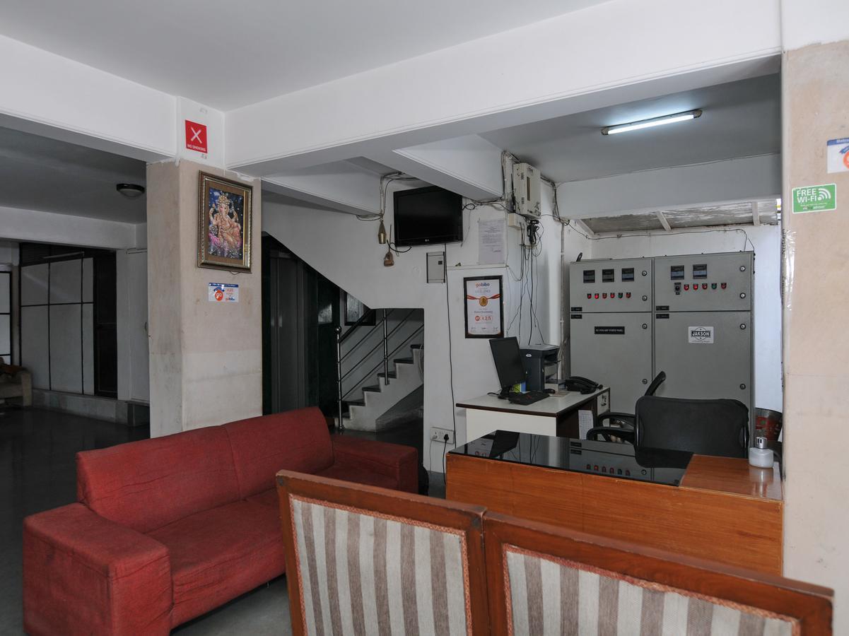 Mehra Residency At The Airport Otel Yeni Delhi Dış mekan fotoğraf